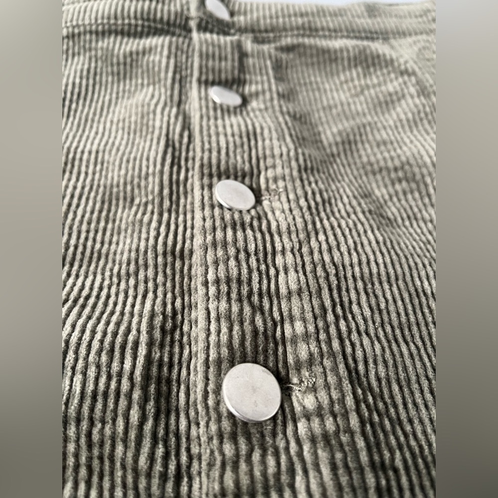 Green Corduroy Skirt - Picture 6 of 8